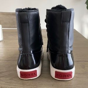 Sorel boots size 8